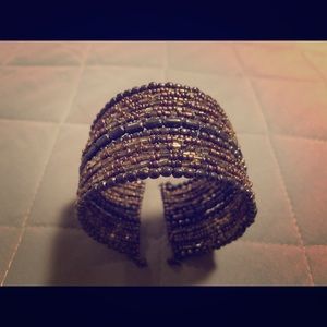 Bangle bracelet